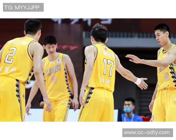 常规赛第七轮内线强势发力全队团结奋战迎来五连胜的辉煌时刻