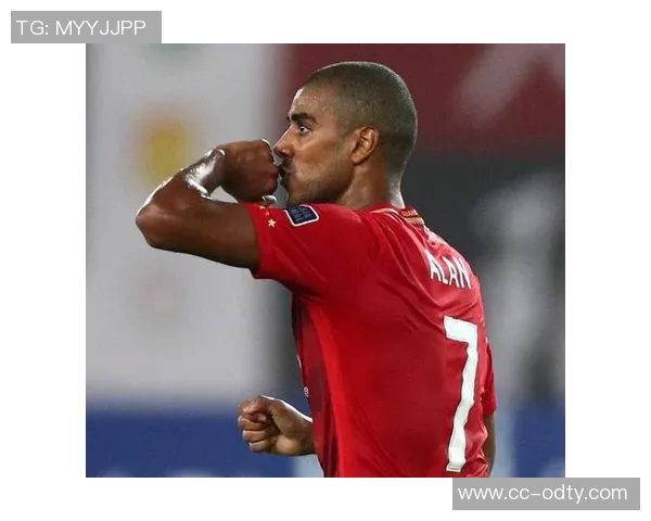 阿德尔曼称赞卡梅隆约翰逊的重要性及其融入球队的表现